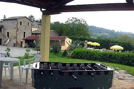Sleeps 4 Pool Wifi Apartment Carpini