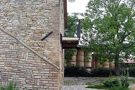 Apartment Sleeps 4 Pool Wifi Carpini